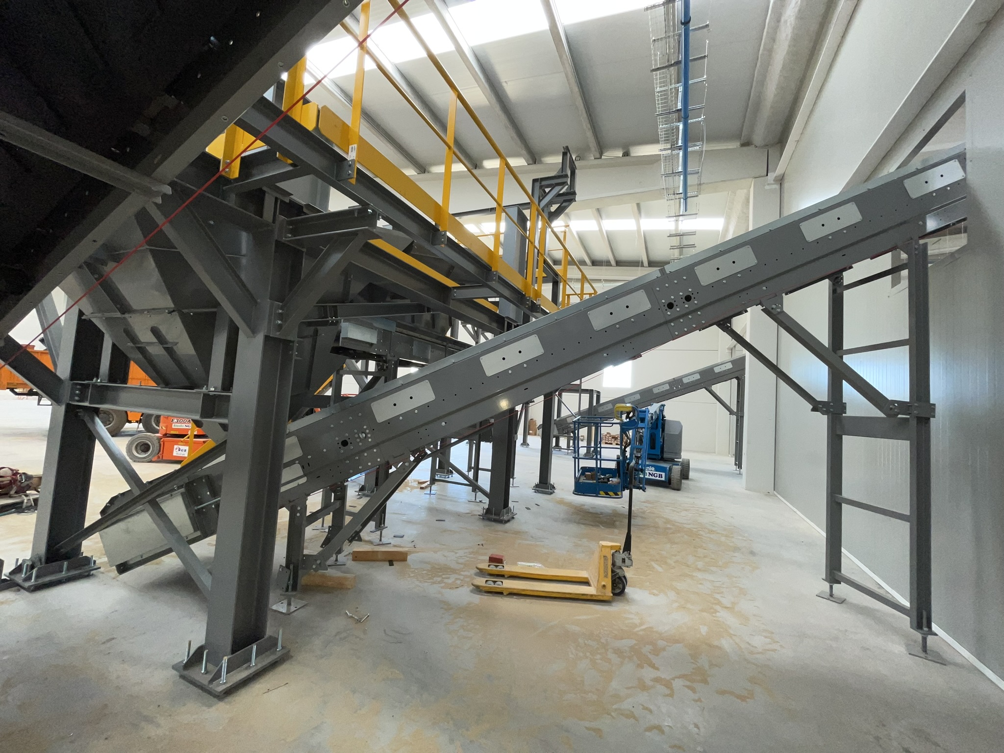 5196bfe53b2cfad641cfd4650f29e5d6aa523244de45a411023341a8c65ec0e8